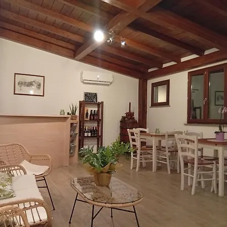Santa Maria Farmház Marta