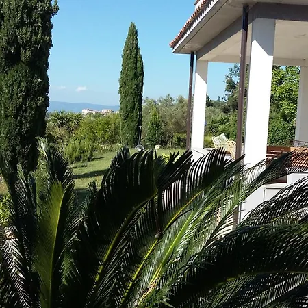 Agriturismo Santa Maria * مارتا